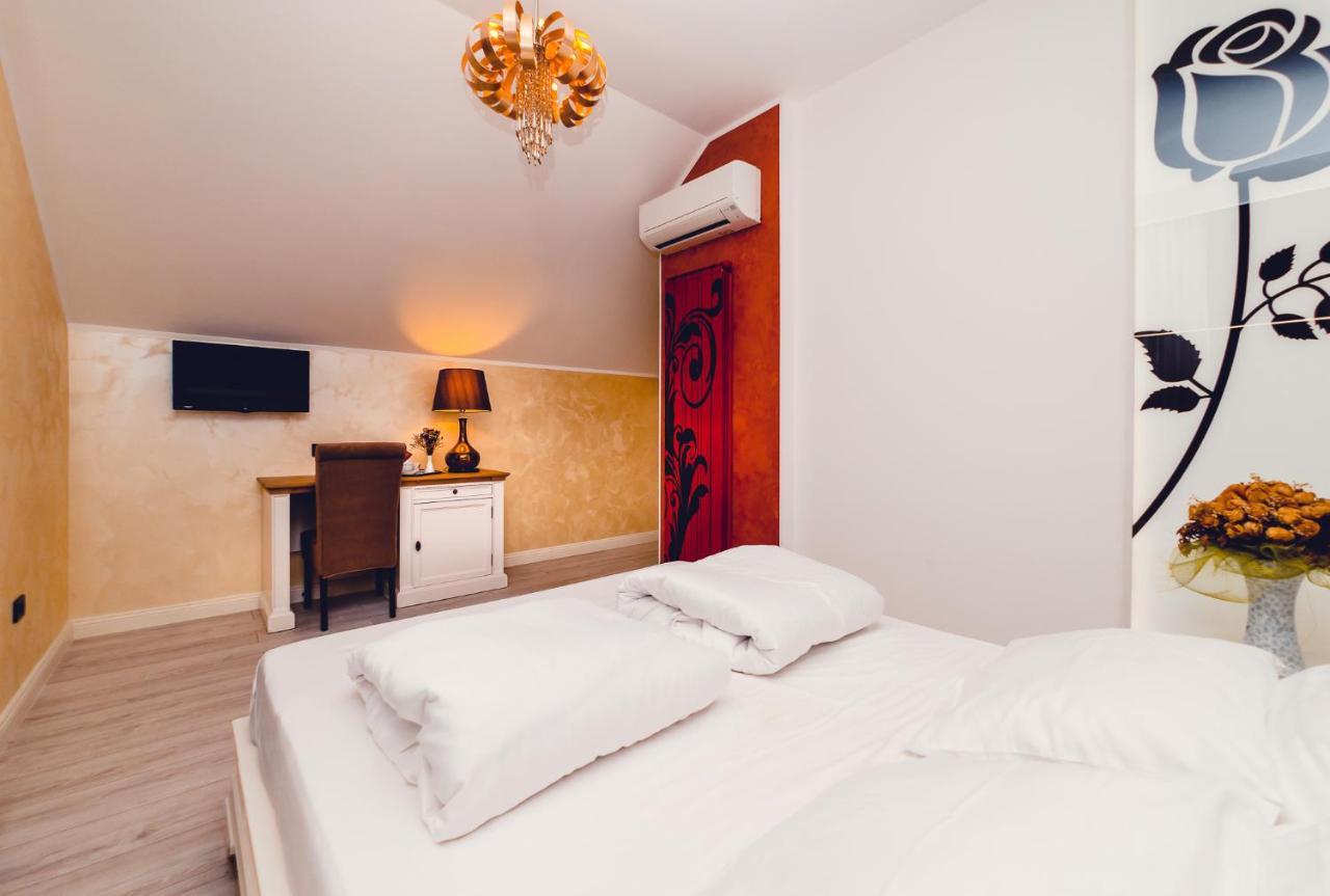 Casa Del Sole Otel Alba Iulia Dış mekan fotoğraf
