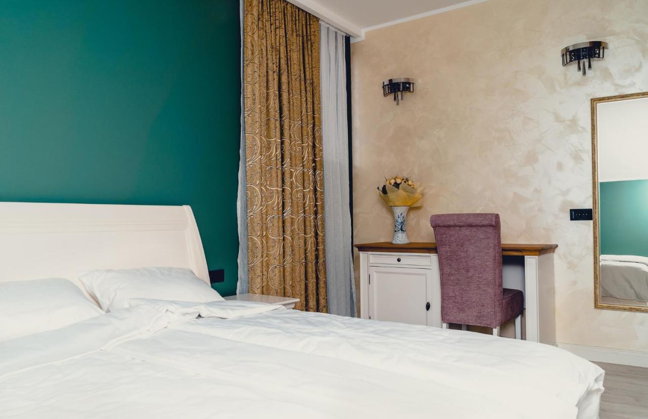 Casa Del Sole Otel Alba Iulia Dış mekan fotoğraf