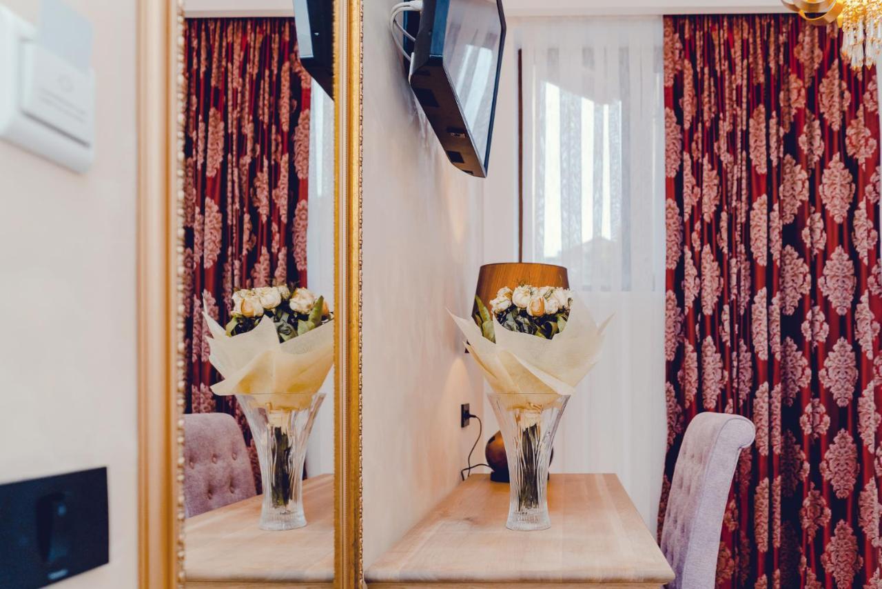 Casa Del Sole Otel Alba Iulia Dış mekan fotoğraf