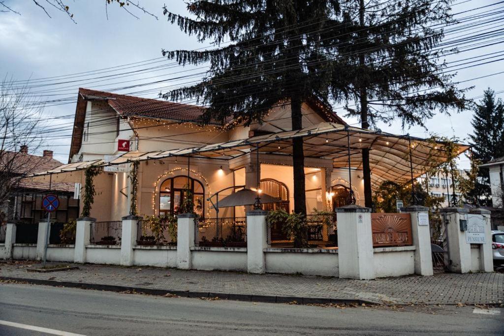 Casa Del Sole Otel Alba Iulia Dış mekan fotoğraf